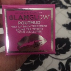 GlamGlow PoutMud clear